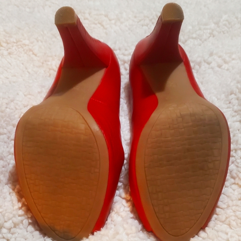 Women shoes - Picture 2 of 4